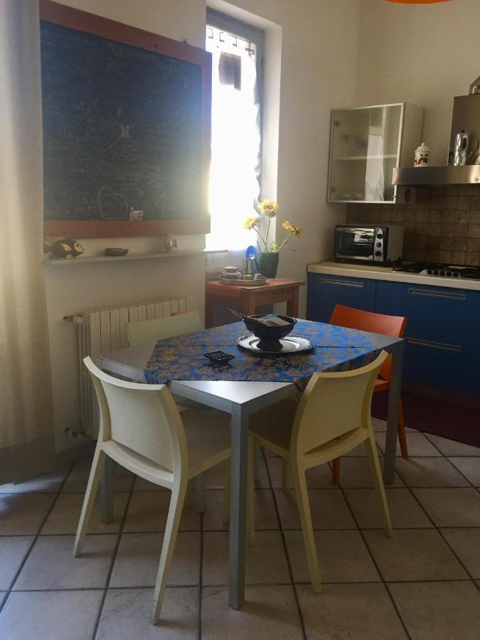 Delizioso Appartamento Vicino Al Centro Piombino Bagian luar foto